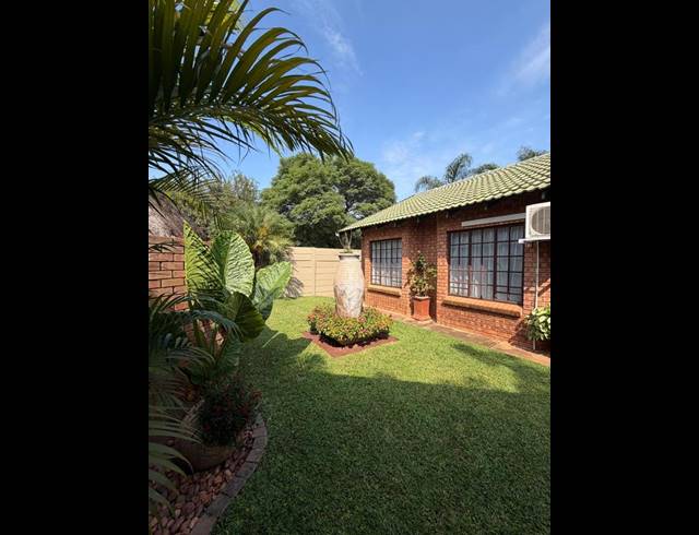 3 BEDROOM TOWNHOUSE FOR SALE IN MOKOPANE CENTRAL